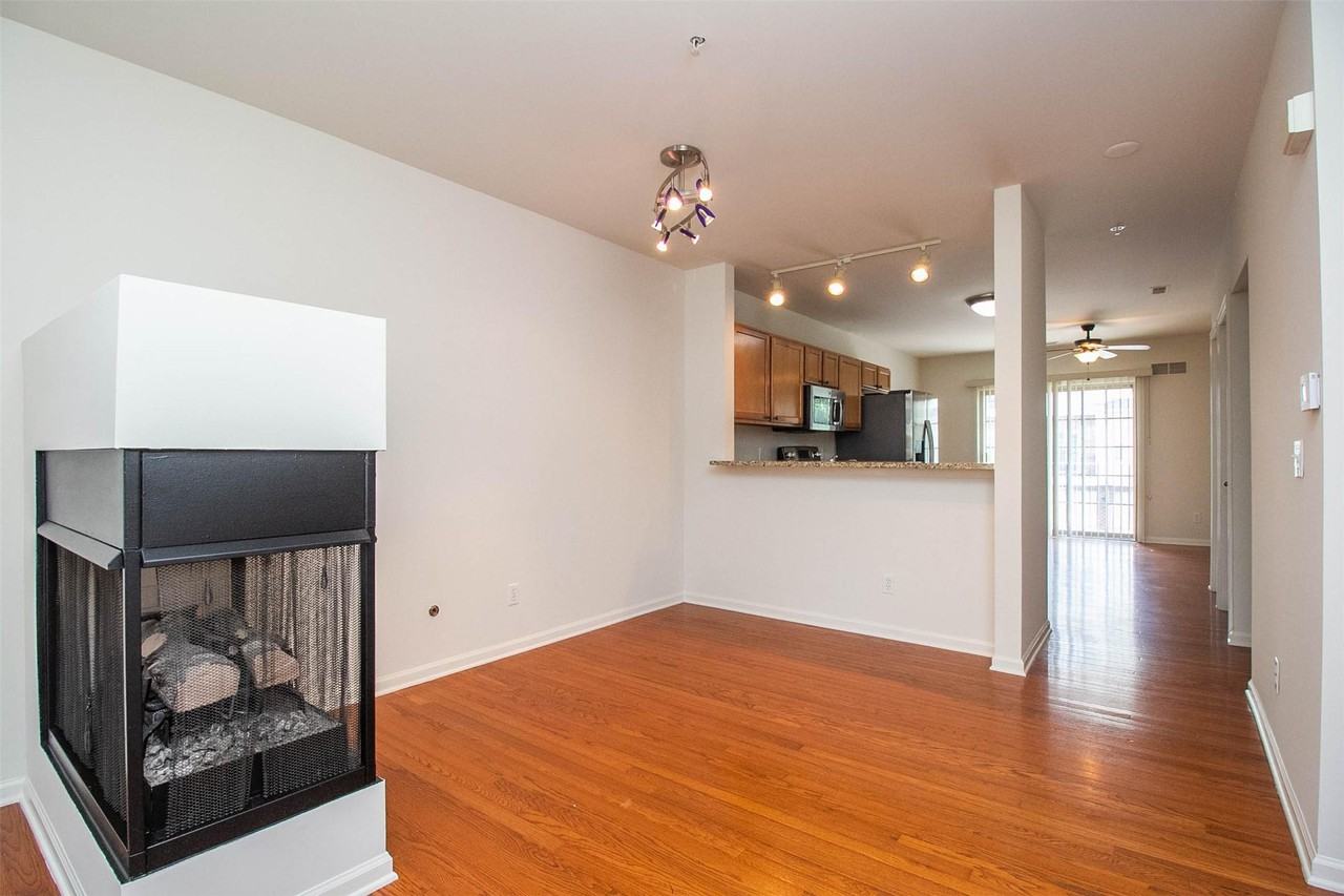 1404 Raliegh Pl - Photo 3 of 14