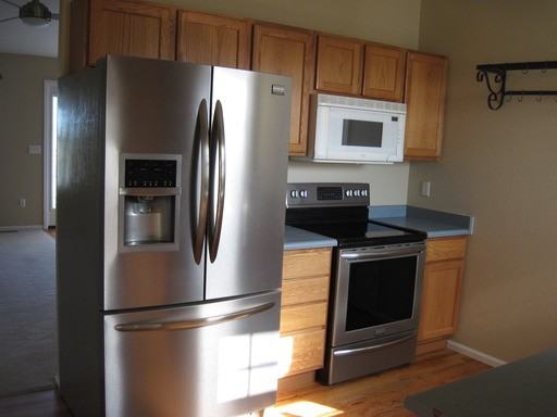 9010 Serenity Ct - Photo 3 of 14