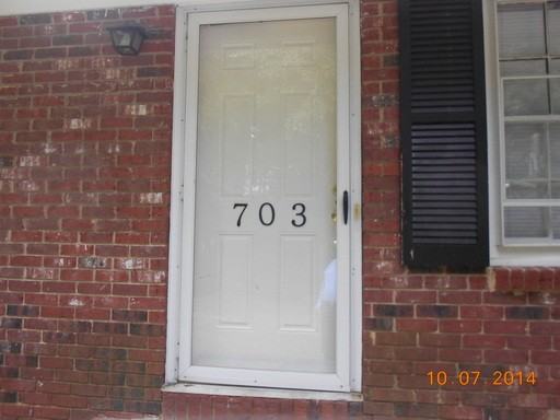 703 Lawson St - Photo 2 of 10