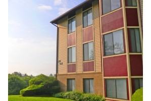 Hyde Park Apartments - Photo 2 of 23