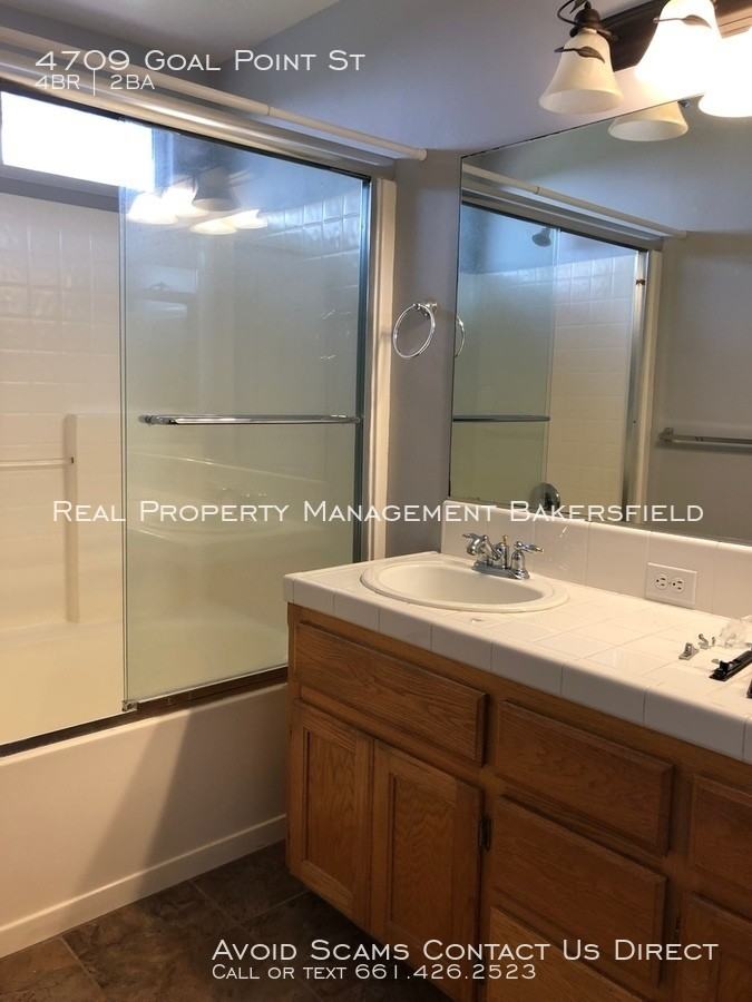 4709 Goal Point St - Photo 3 of 13