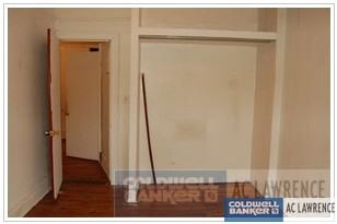 205 Allen St 18 - Photo 3 of 8