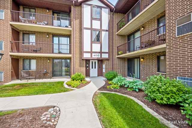 915 N York St #403 - Photo 2 of 19