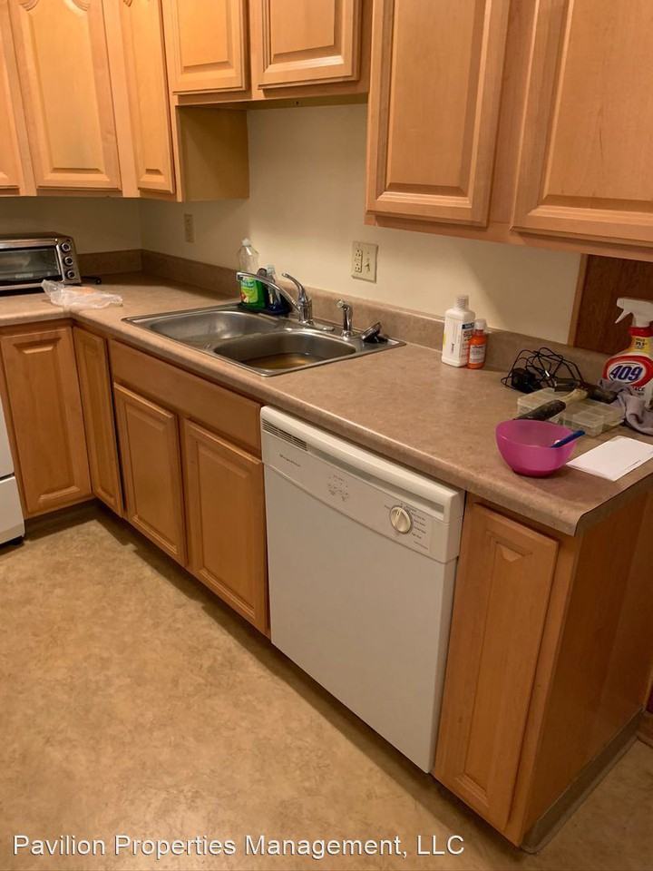415 N Dunn - Photo 3 of 5