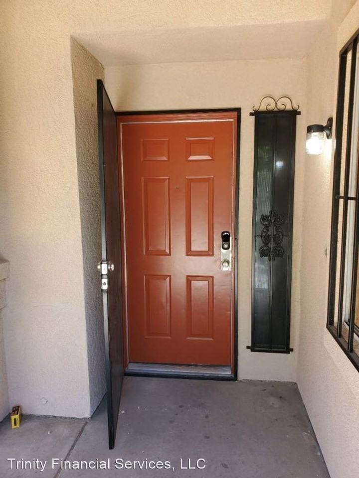 91192 Cielo Ct - Photo 3 of 13