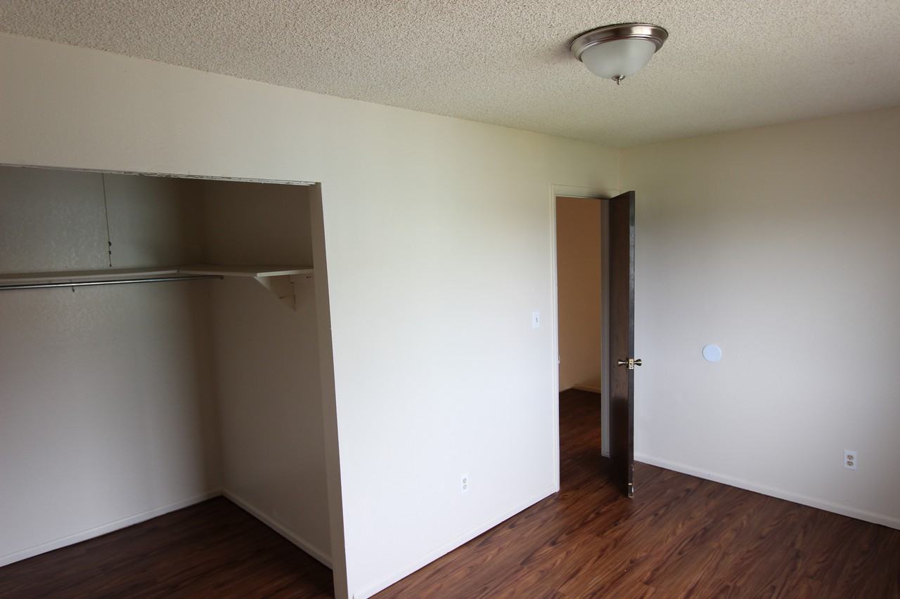 2909 Dawn Dr - Photo 3 of 7