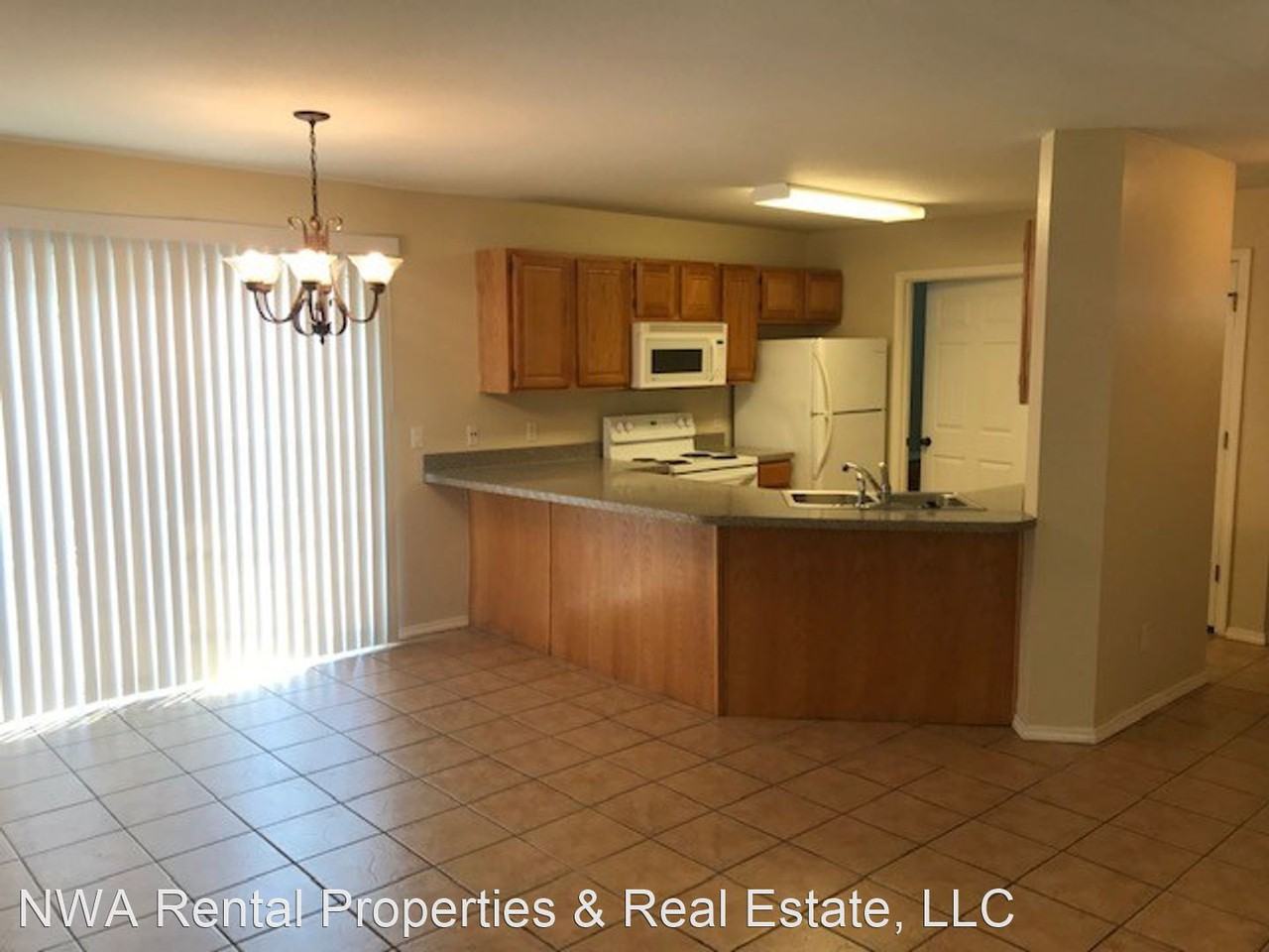 1776 N Evening Shade Dr - Photo 2 of 13