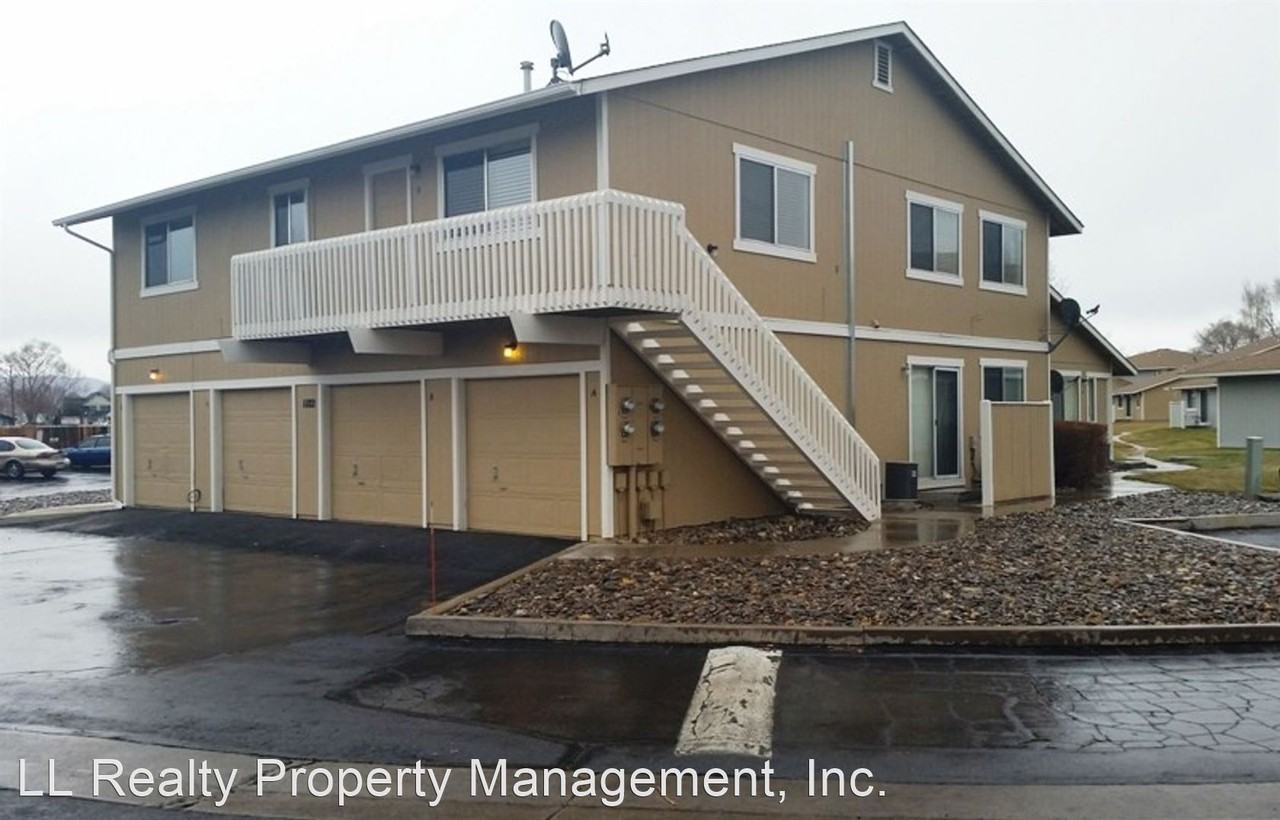 1182 Townhouse Circle (4-Plex) - Photo 2 of 13