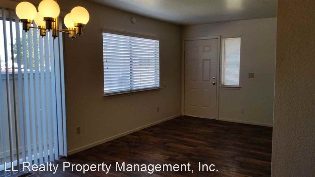 1182 Townhouse Circle (4-Plex) - Photo 3 of 13