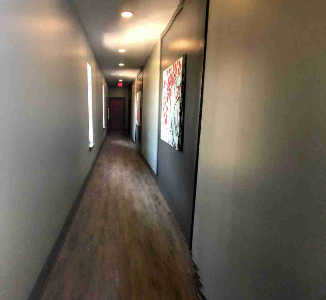 764 Memorial Dr Se - Photo 2 of 21