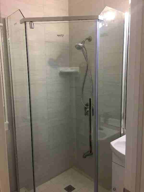120 Montrose Avenue - Photo 5 of 10