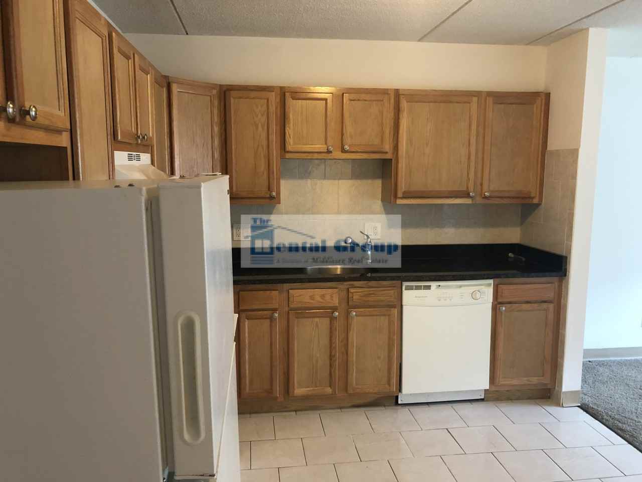 Linden St #34COPYCOPY - Photo 3 of 8