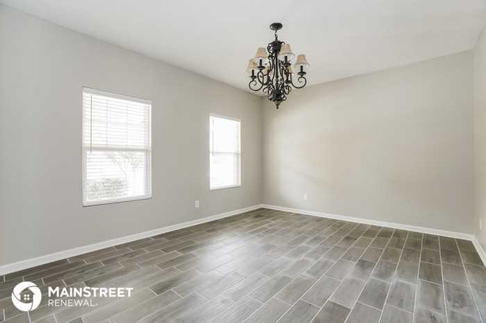 30 Shady Valley Dr - Photo 3 of 14