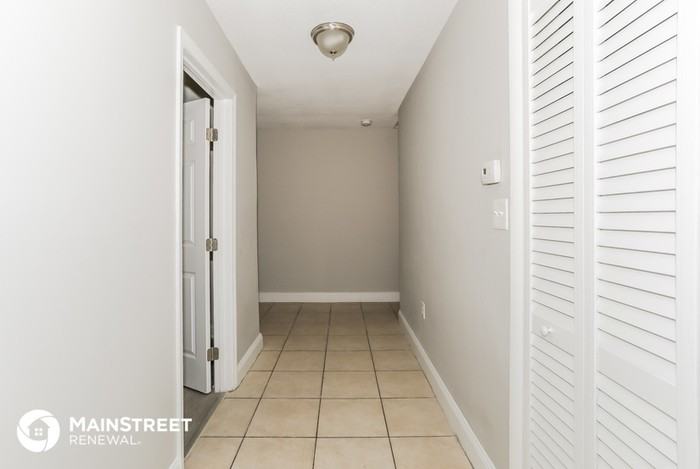 2801 Nw 211th St - Photo 3 of 15