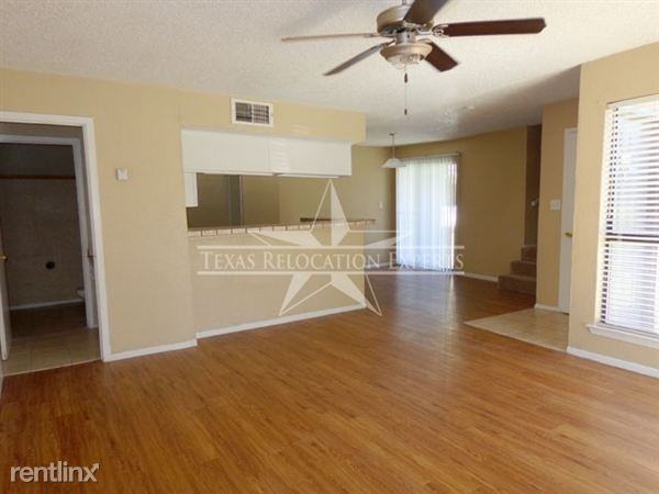 Fredericksburg and Data Point 1068 - Photo 3 of 8