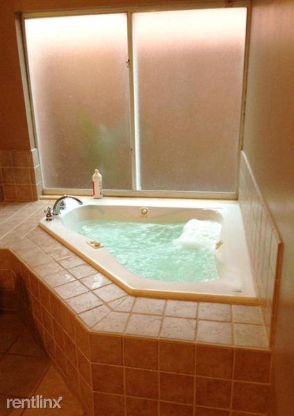 6564 Brookhurst Cir - Photo 3 of 5