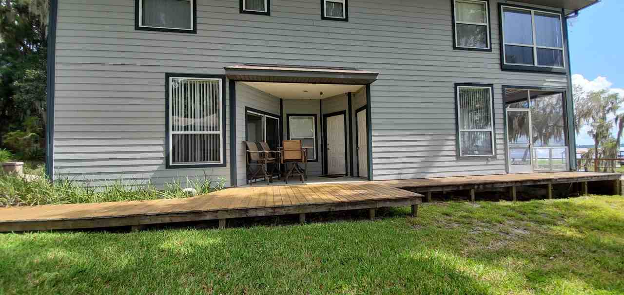 21132 Ne 101st Ave - Photo 2 of 13