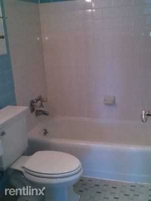 2800 Wisconsin Ave NW - Photo 3 of 6