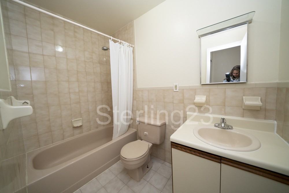 30-74 21st Street #4 - Photo 2 of 5