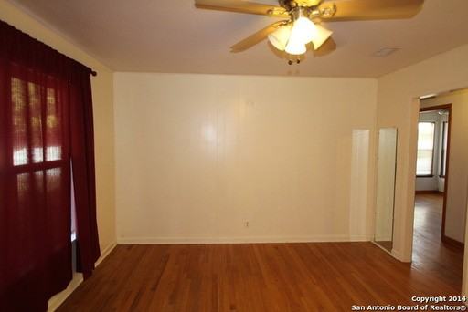 338 Addax Dr - Photo 2 of 13
