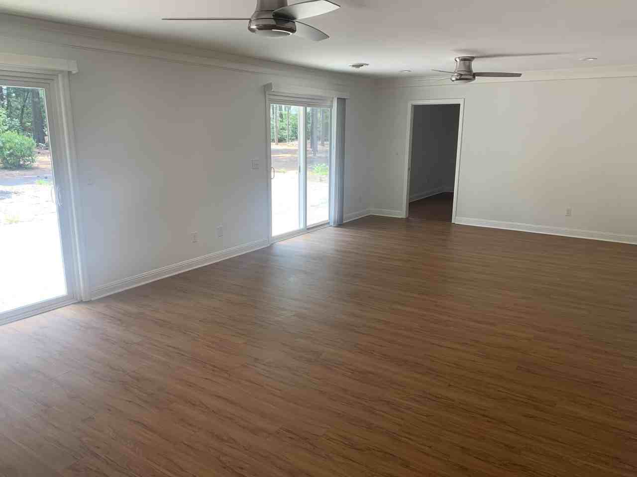 7 Harmon Dr - Photo 2 of 10