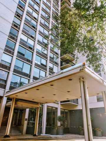 1360 N Sandburg Ter #2901C