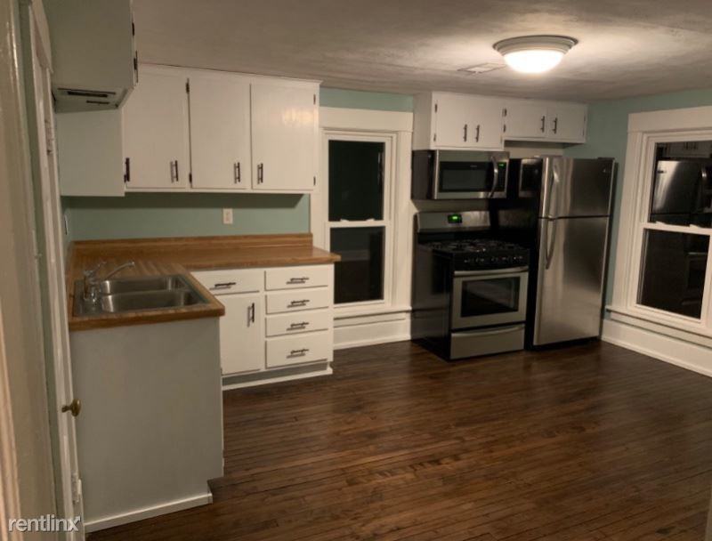 517 S Stuart Rd - Photo 3 of 5