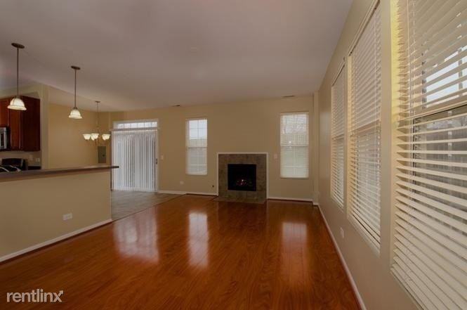 25243 Colligan St - Photo 2 of 12