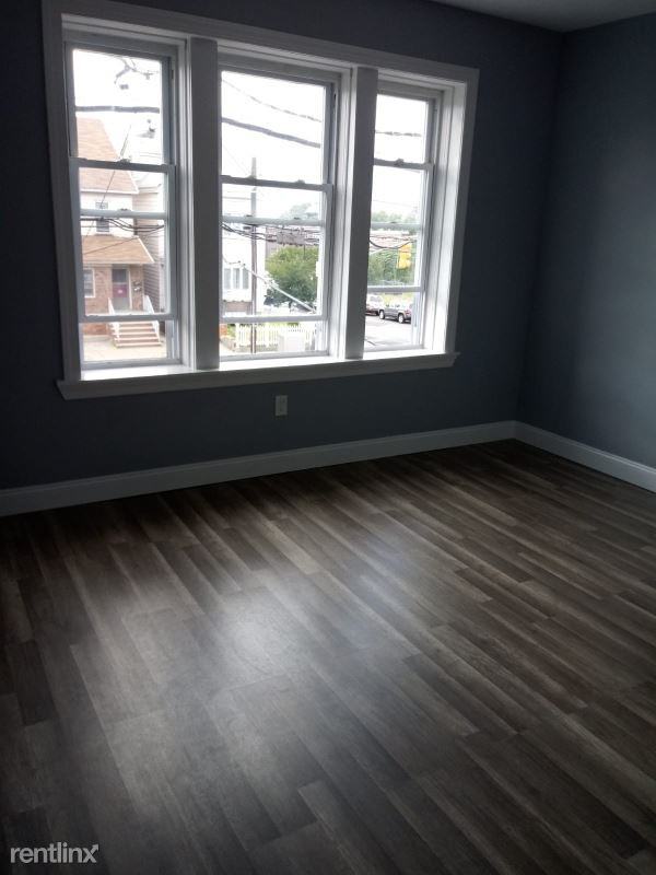 1200 Kennedy Blvd 21