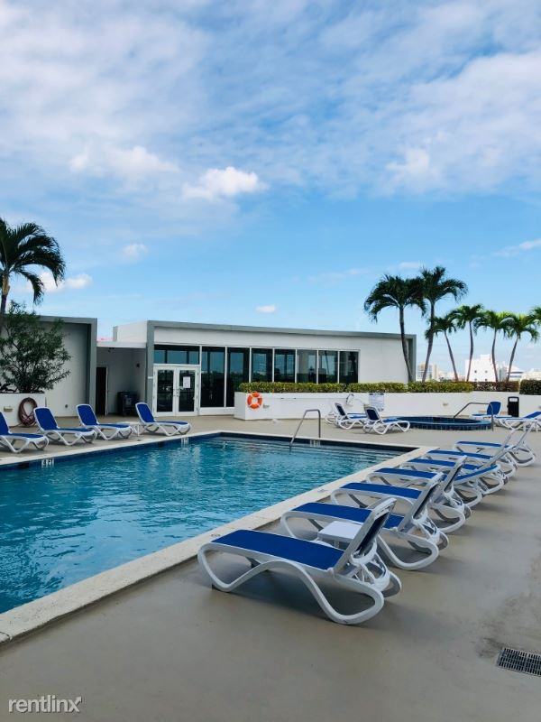 1818 Sw 1st Ave 703 - Photo 3 of 6