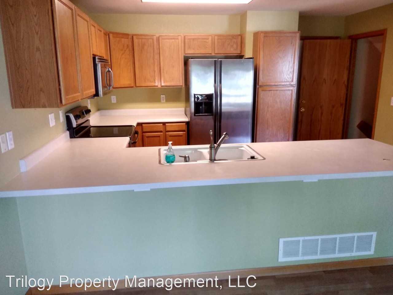4314 Gemstone Ln - Photo 3 of 11
