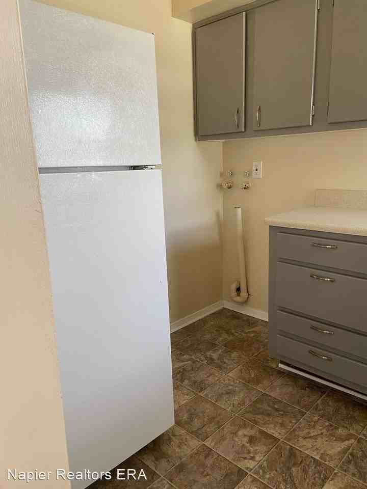 Newcastle Drive - Photo 3 of 8