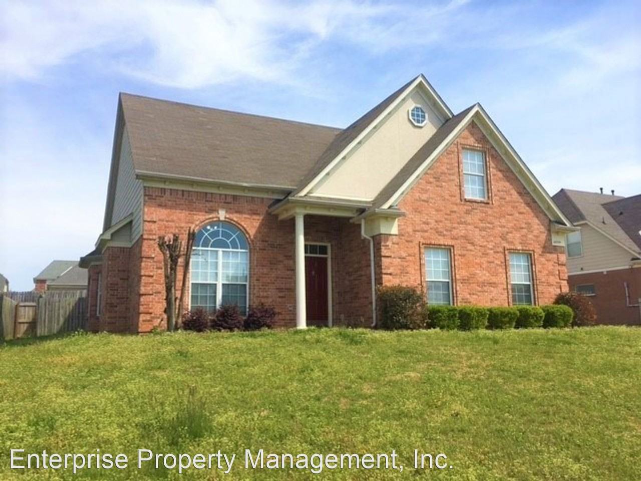 10204 Sutton Ridge Ln - Photo 2 of 31