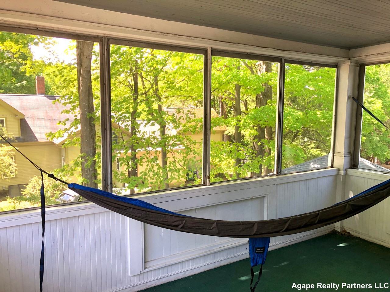 4 Athelstane Rd 2 - Photo 3 of 14