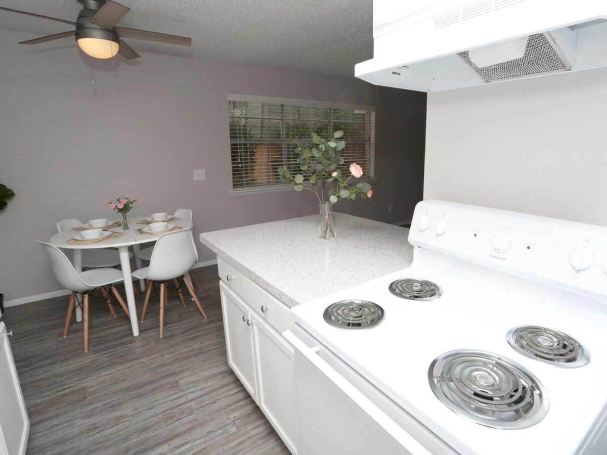 Magnolia Village - Photo 3 of 13