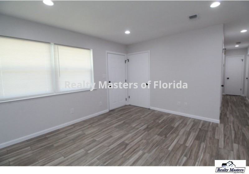 3380 Rothschild Dr - Photo 2 of 11