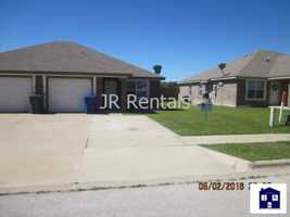 featured image of 2915 Sunflower Trl #B