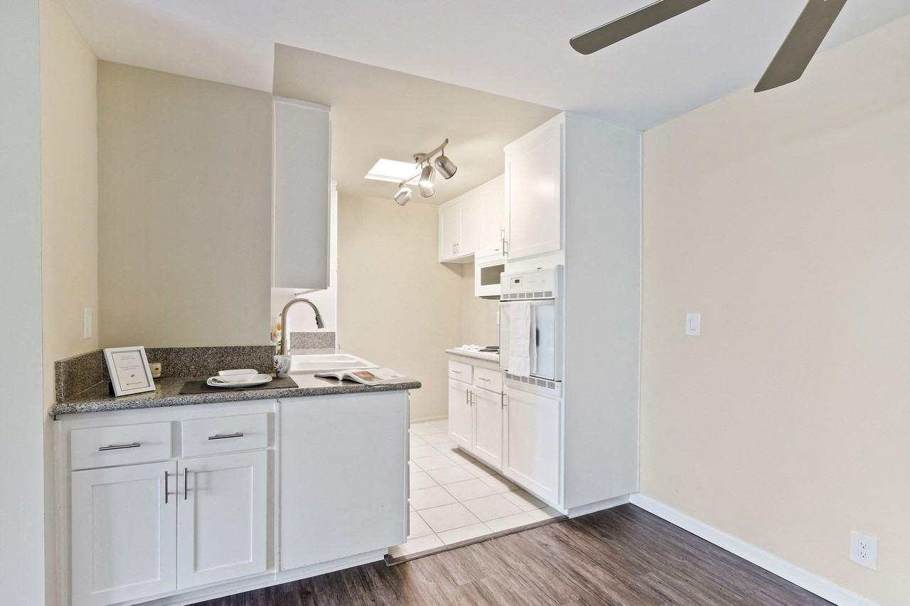 Burton Square - Photo 5 of 63