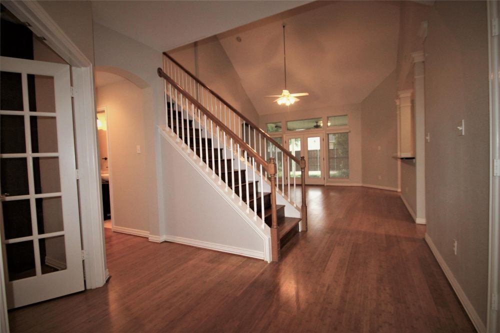 3724 Saint Andrews Dr - Photo 3 of 28