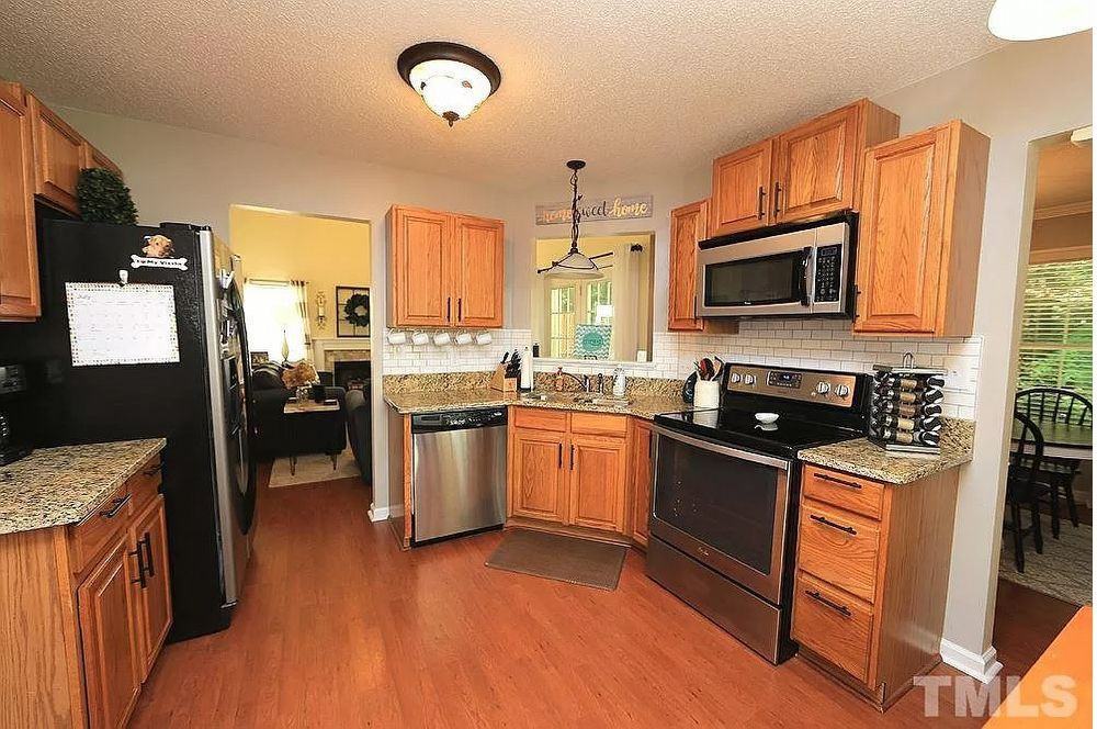 715 Saint Catherines Dr - Photo 3 of 14