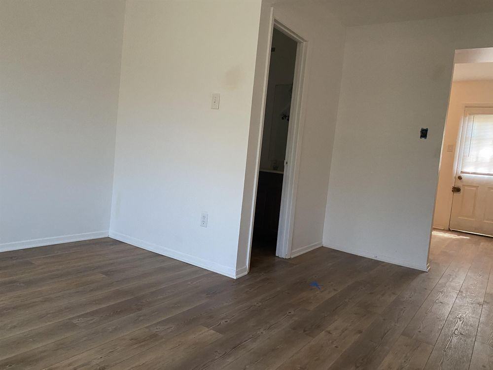 611 Anvil Rd - Photo 3 of 21