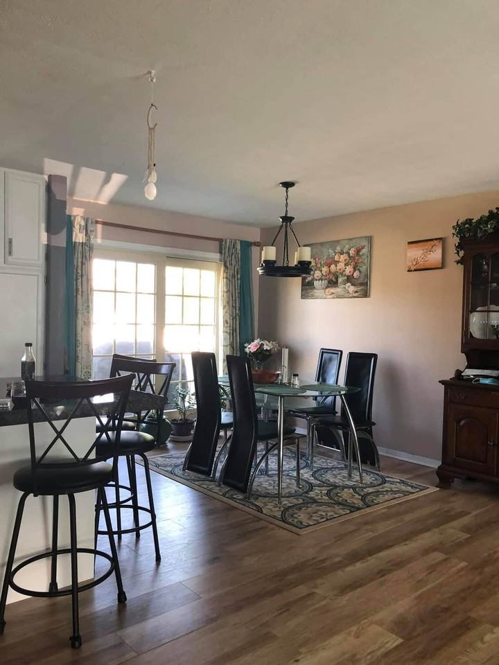 208 Meadowbrook Parkway East - Photo 3 of 18