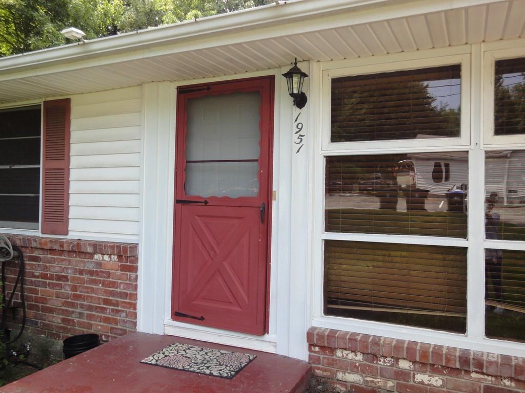 1951 4th St - Photo 2 of 23