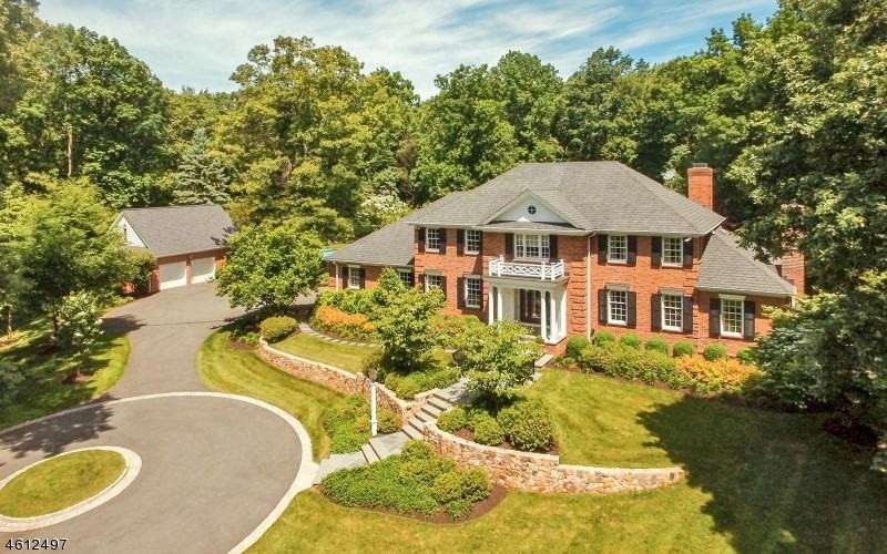 5 Amalia Ct - Photo 2 of 25