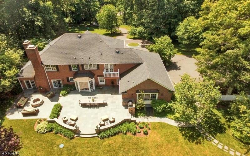 5 Amalia Ct - Photo 3 of 25