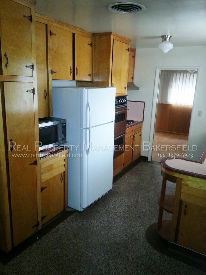 732 Wayne Dr - Photo 3 of 7