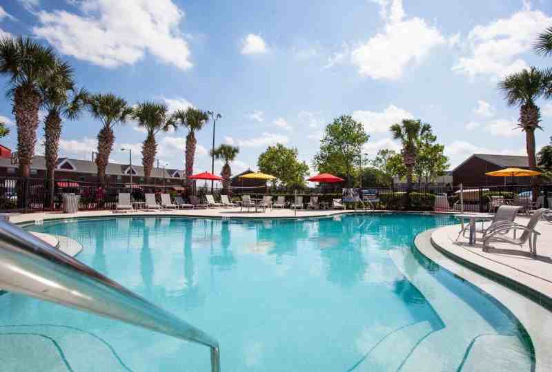 Campus Crossings on Alafaya - Photo 2 of 11