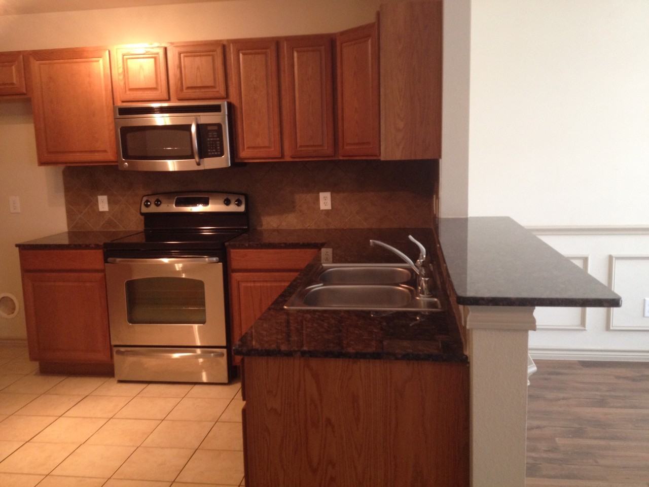 3910 Nautical Dr - Photo 2 of 6