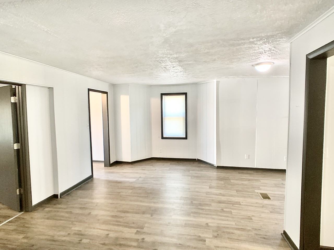 3534 North 28th Street - Photo 3 of 15