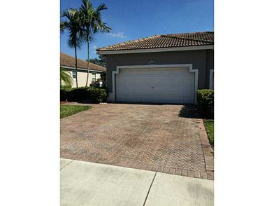 2460 E Aragon Blvd, Sunrise, FL 33313 3 Bedroom Apartment ...